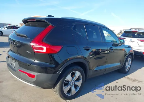 2022 Volvo Xc40 T5 Momentum z USA, uszkodzony, nr VIN YV4162UK1N2763065